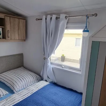 Traumlage Nr 67 Traumblick Direkt Am Wattenmeer Erste Reihe Unendliche Weite, Eingebettet In Der Holiday home *
